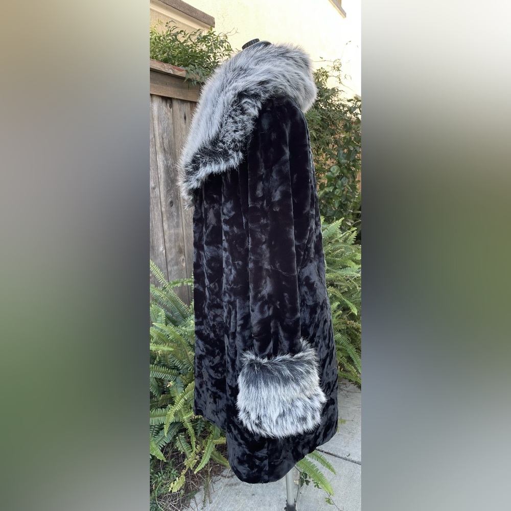 American Vintage Black and Gray Faux Fur Pea Coat - Picture 4 of 16